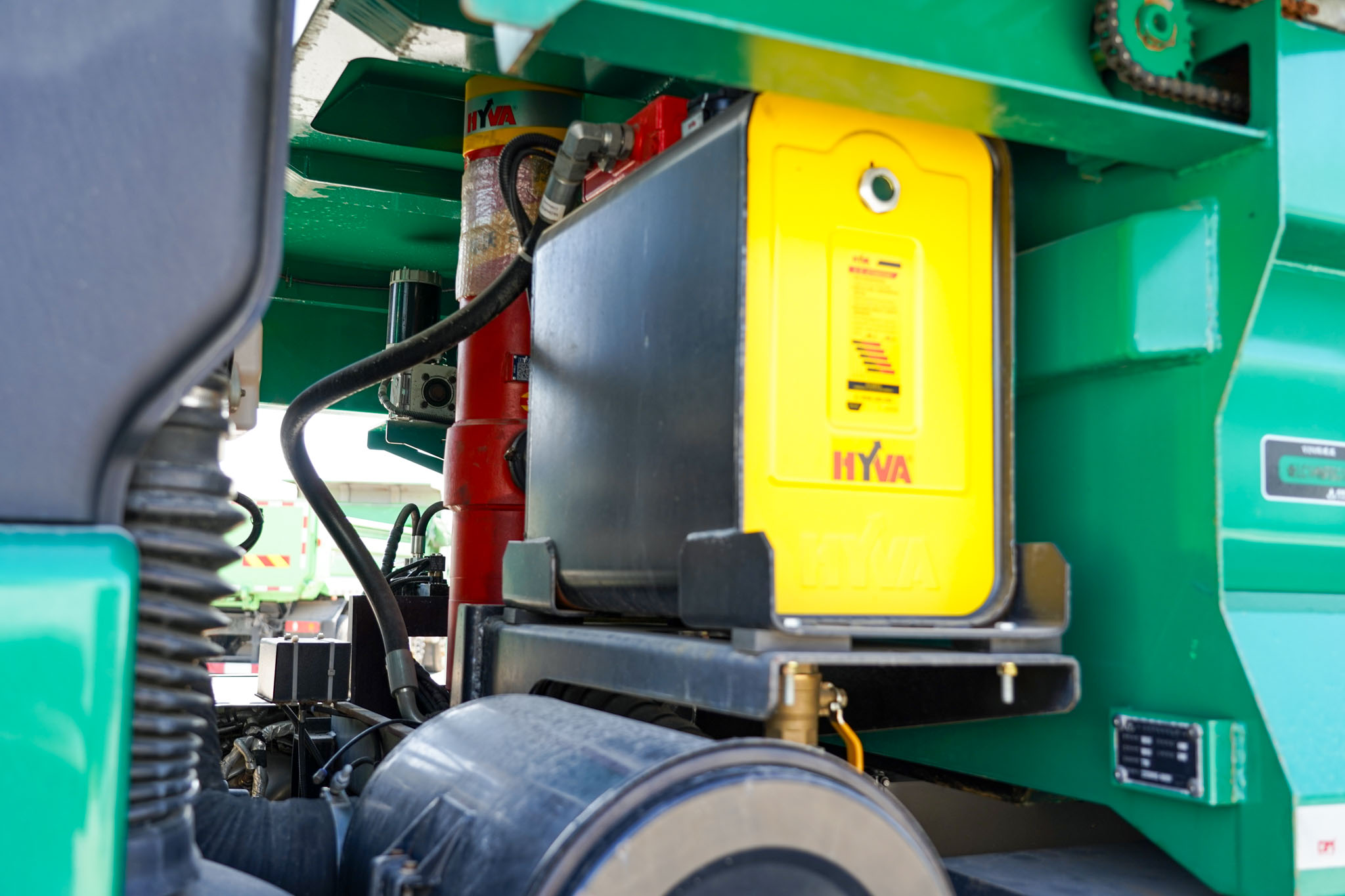 2023 XCMG Hanvan XGA3310D6NEX 8x4 Twin-Steer Sleeper Tipper Truck (Unused) - Image 21