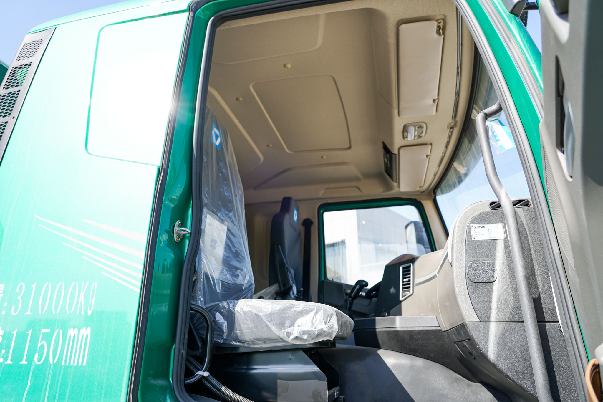 2023 XCMG Hanvan XGA3310D6NEX 8x4 Twin-Steer Sleeper Tipper Truck (Unused) - Image 38