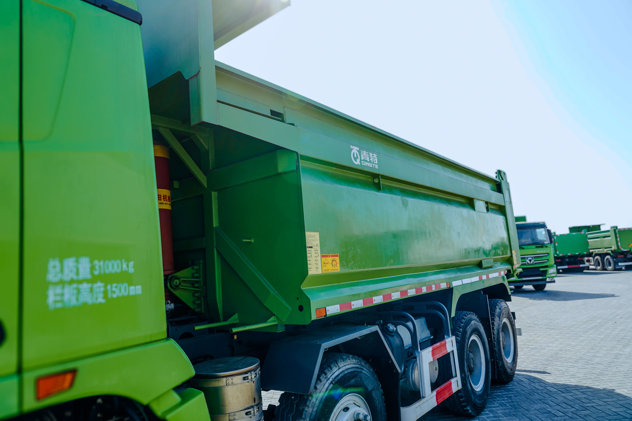 2021 XCMG HANVAN G7 XGA3310D5WE 8X4 Twin-Steer Sleeper Dump Truck (Unused) - Image 4