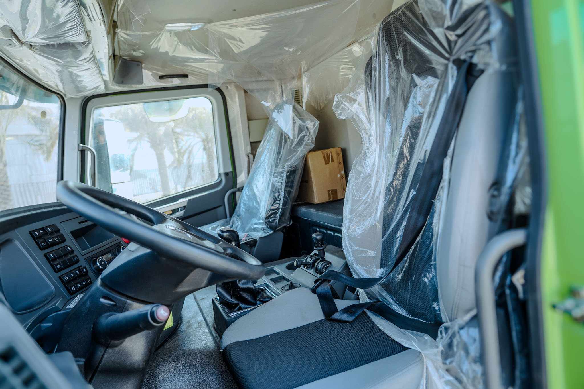 2021 XCMG HANVAN G7 XGA3310D5WE 8X4 Twin-Steer Sleeper Dump Truck (Unused) - Image 12