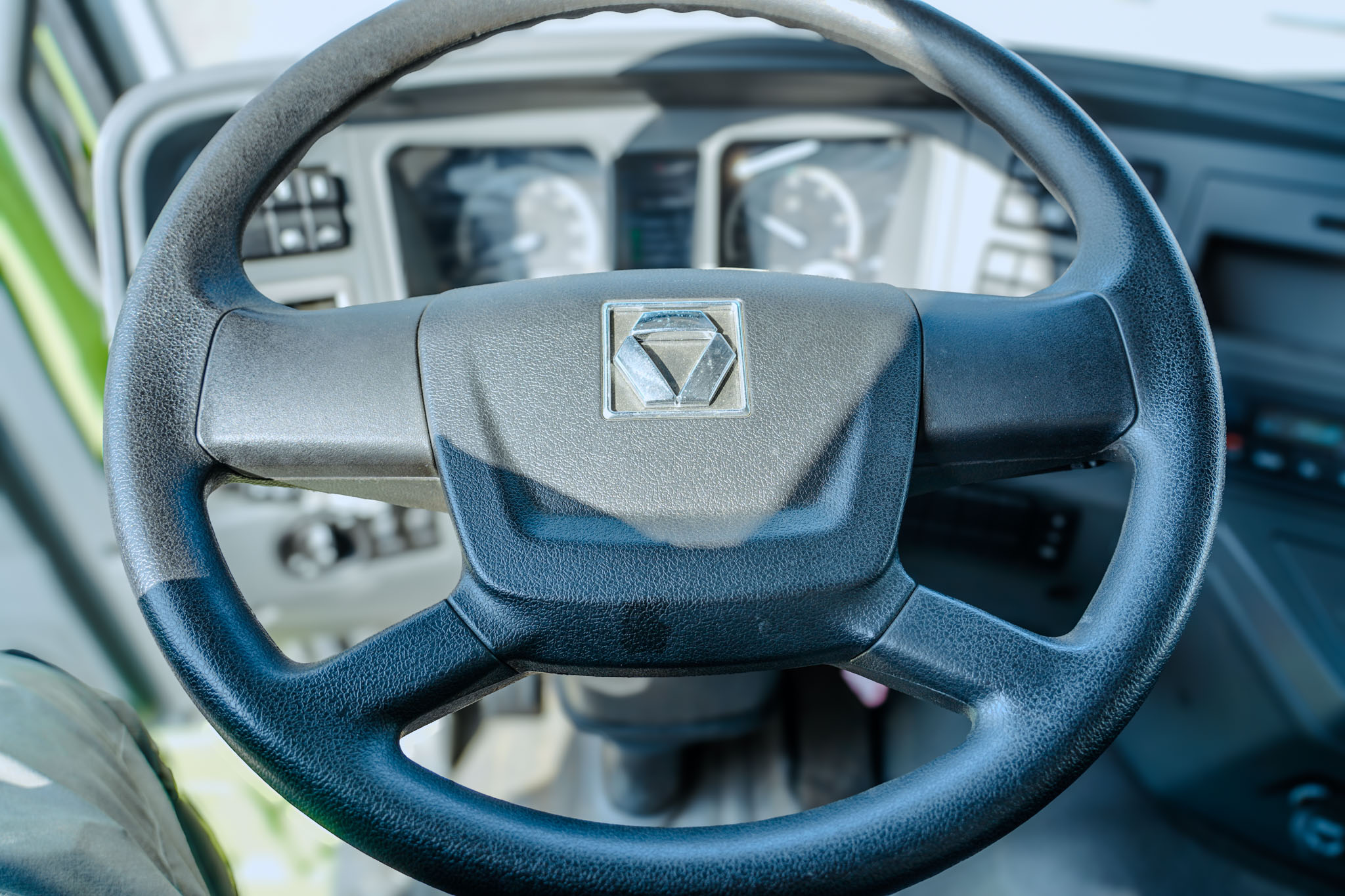 2021 XCMG HANVAN G7 XGA3310D5WE 8X4 Twin-Steer Sleeper Dump Truck (Unused) - Image 3