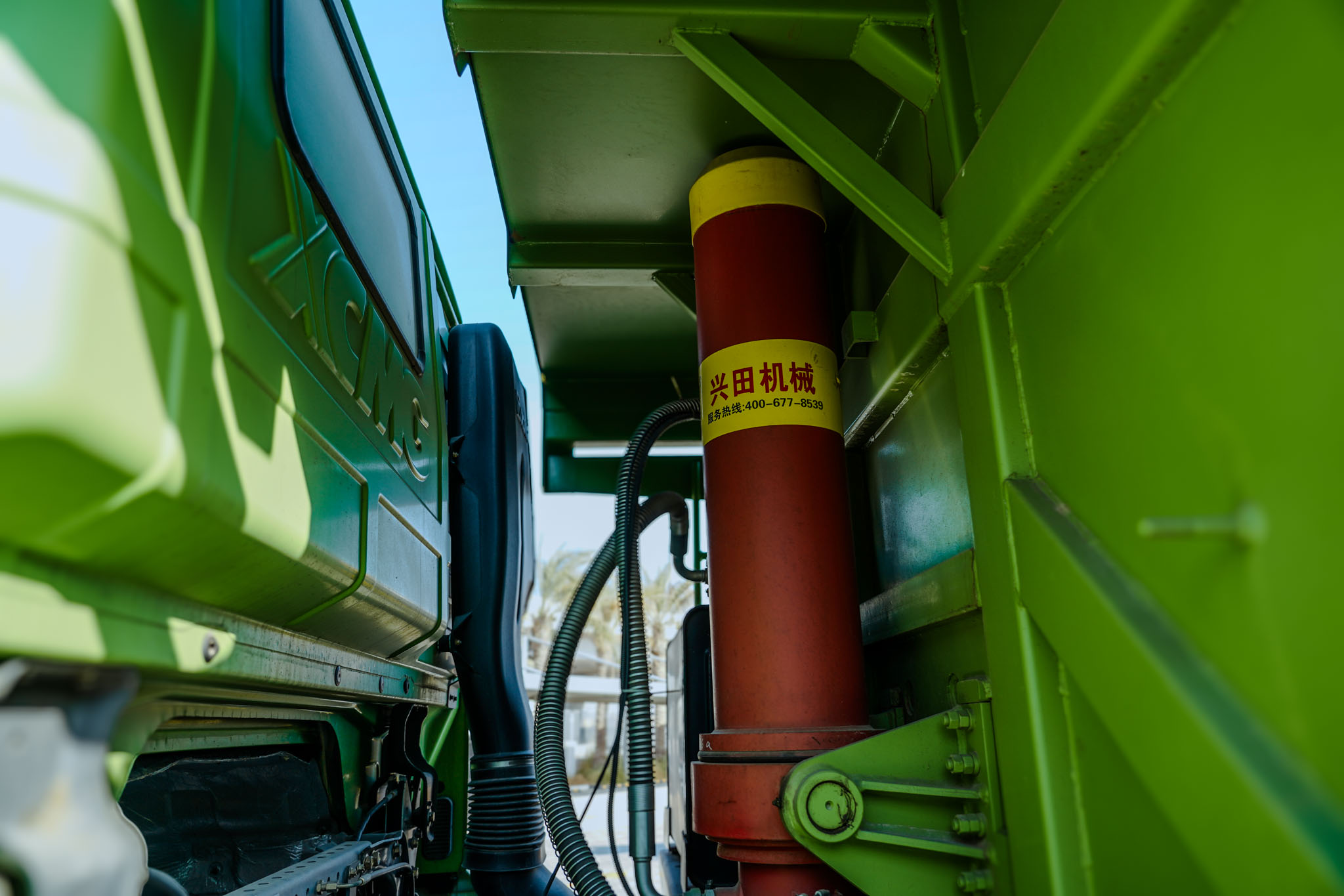 2021 XCMG HANVAN G7 XGA3310D5WE 8X4 Twin-Steer Sleeper Dump Truck (Unused) - Image 12