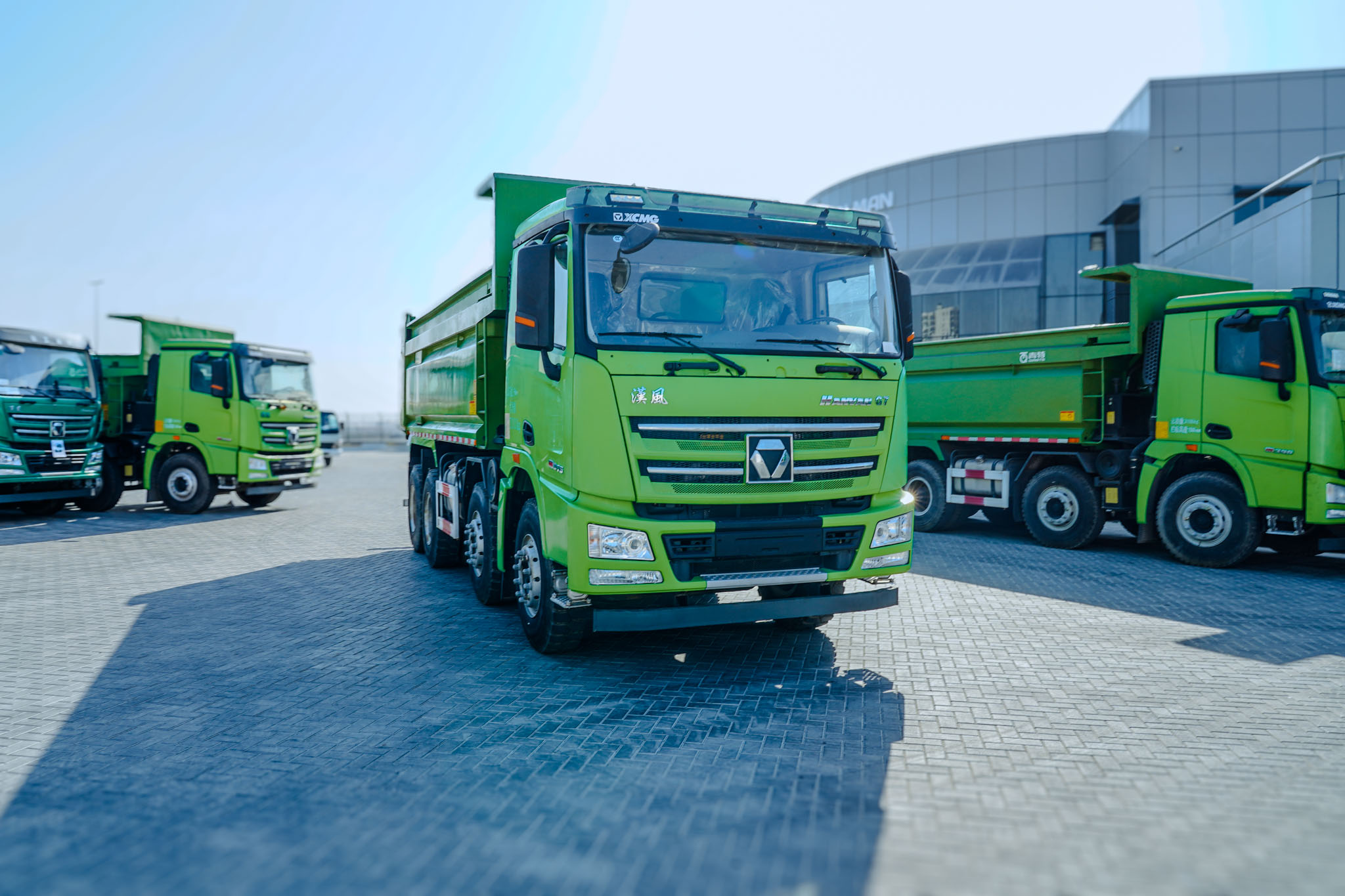 2021 XCMG HANVAN G7 XGA3310D5WE 8X4 Twin-Steer Sleeper Dump Truck (Unused) - Image 13