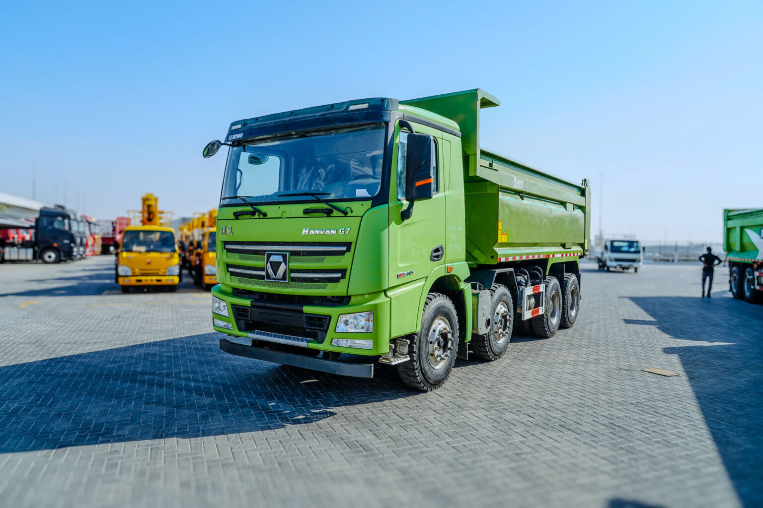 2021 XCMG HANVAN G7 XGA3310D5WE 8X4 Twin-Steer Sleeper Dump Truck ...