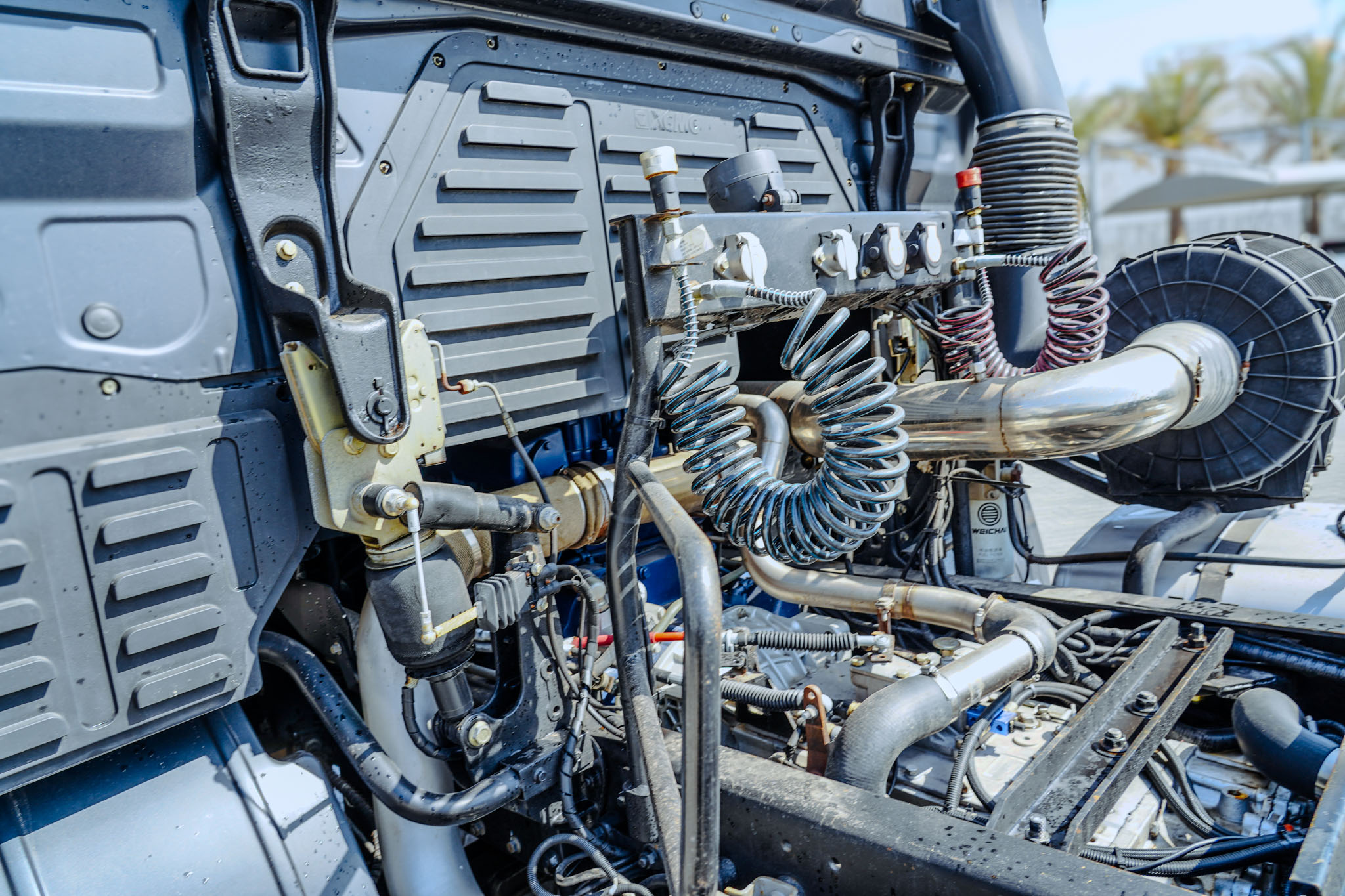 2021 XCMG NXG4251D5WC 6X4 Hanvan G9 Sleeper Truck Head (Unused) - Image 15