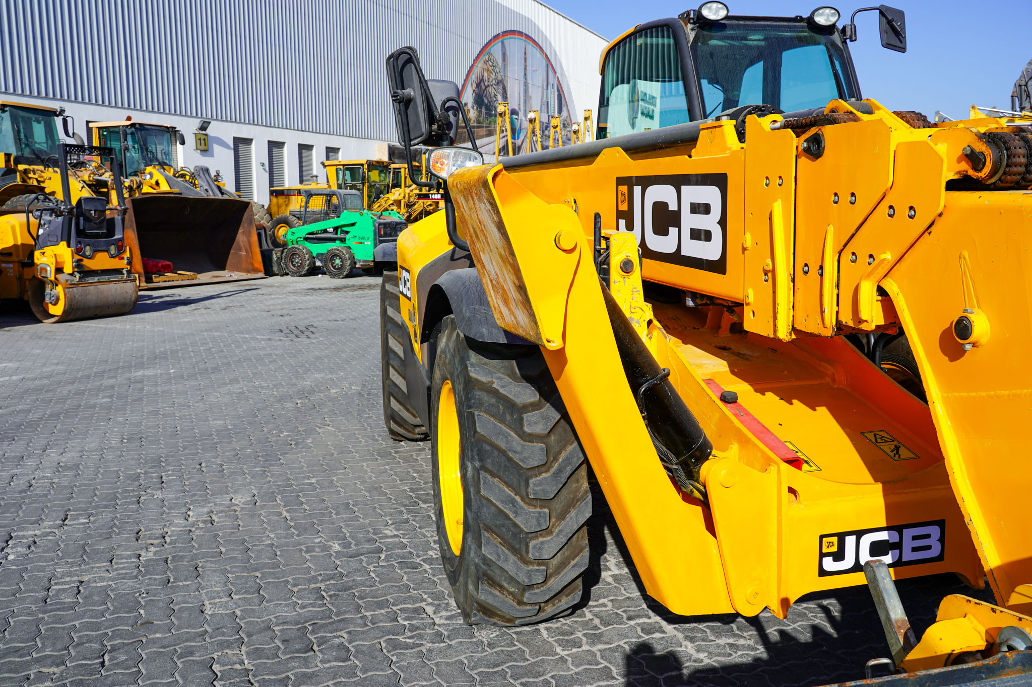 2017 JCB 540-180 Hi Viz Turbo Powershift Telehandler - Image 13