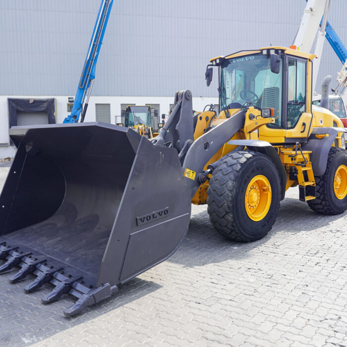 2014 VOLVO L90G Wheel Loader