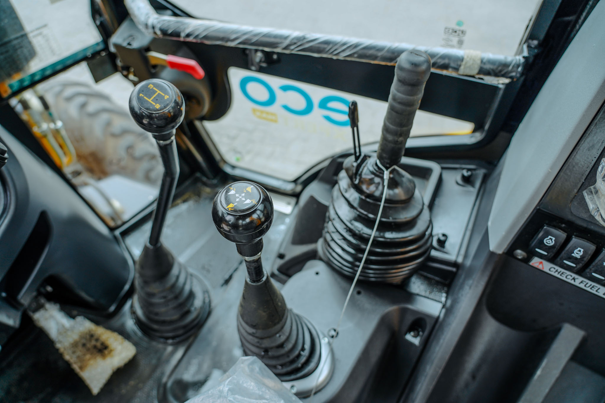 2025 JCB 3DX Plus 4X4 Backhoe Loader (Unused) - Image 15