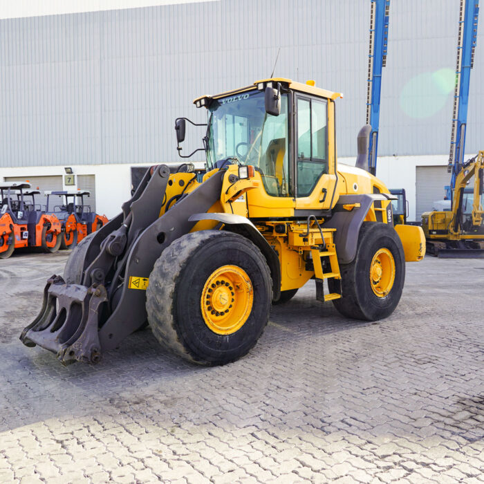 2014 VOLVO L90G Wheel Loader
