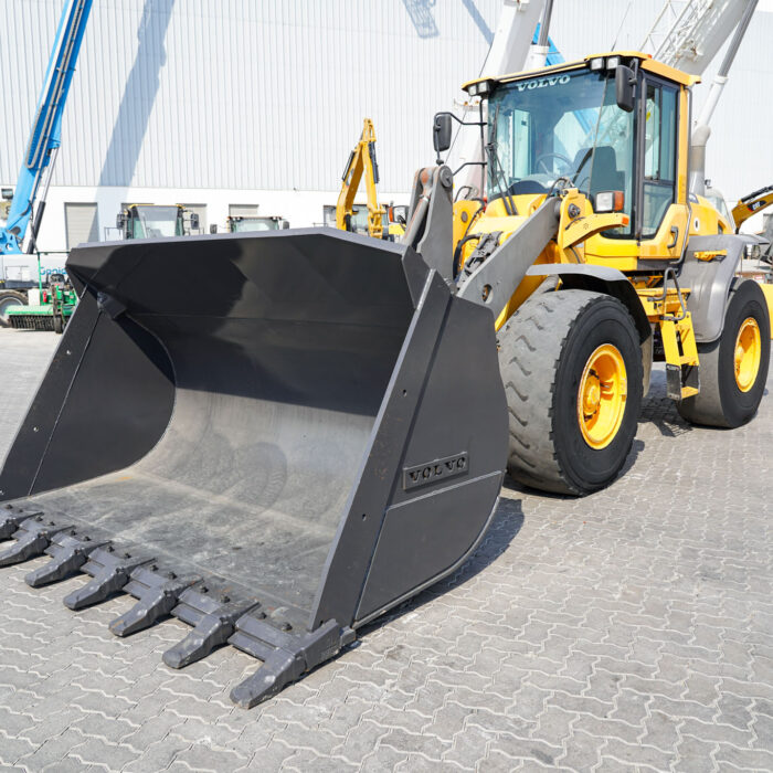 2014 VOLVO L90G Wheel Loader