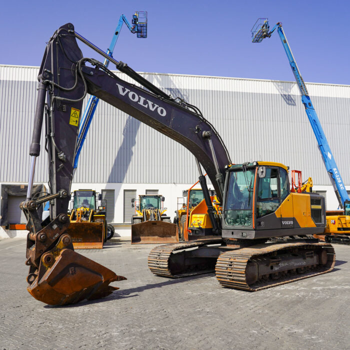 2020 Volvo EC220EL Tracked Excavator