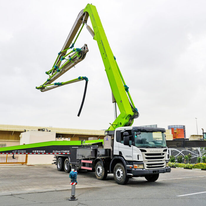 2019 Zoomlion 56X-6RZ - ZLJ5441THBSE 56 m on 2019 Scania P420 8x4 Twin Steer Concrete Pump Truck (Refurbished)