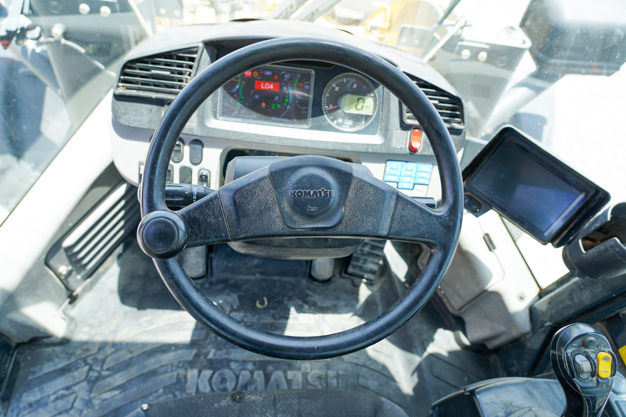 2018 Komatsu WA320-8 Wheel Loader - Image 24