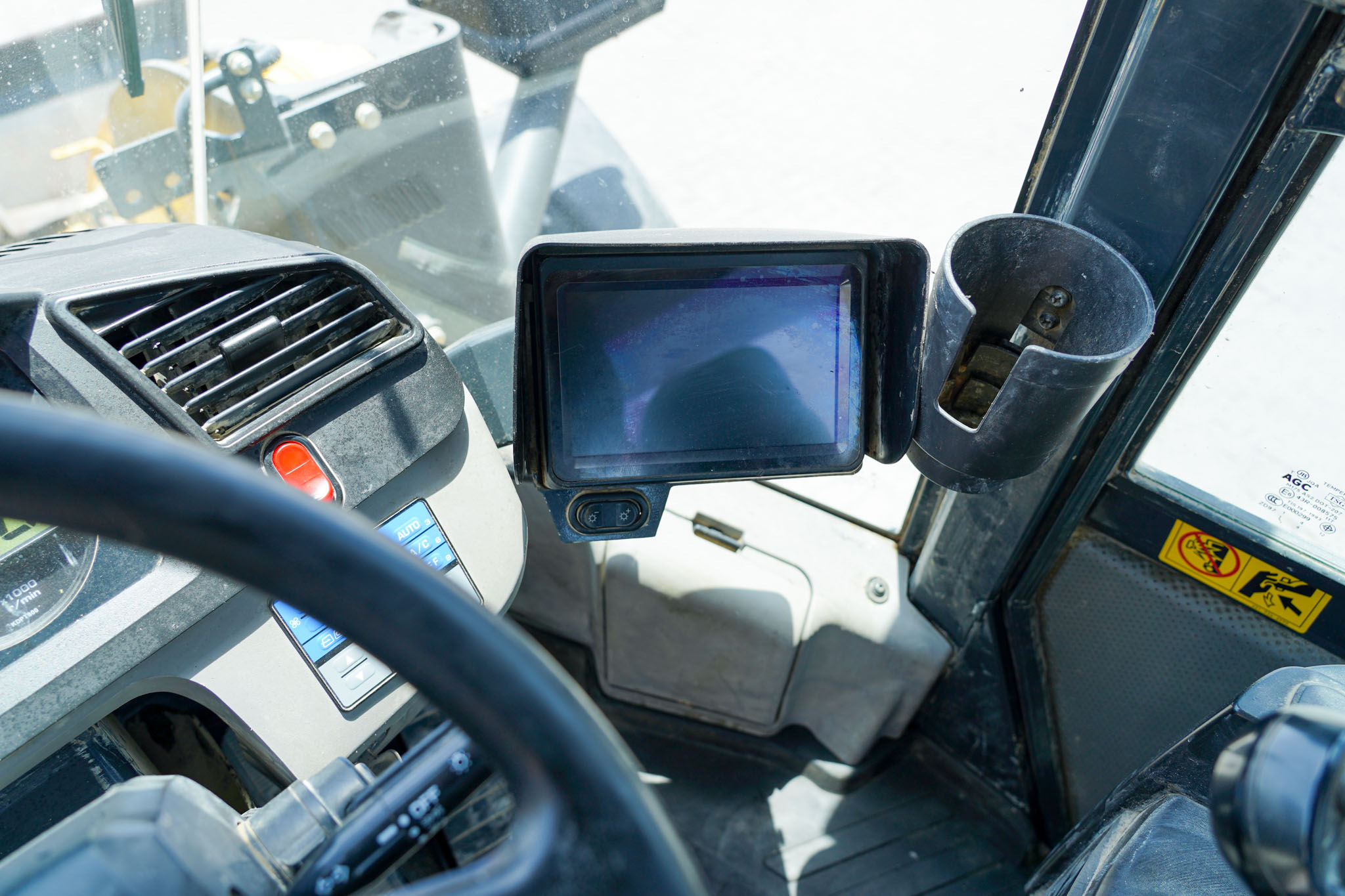 2018 Komatsu WA320-8 Wheel Loader - Image 28
