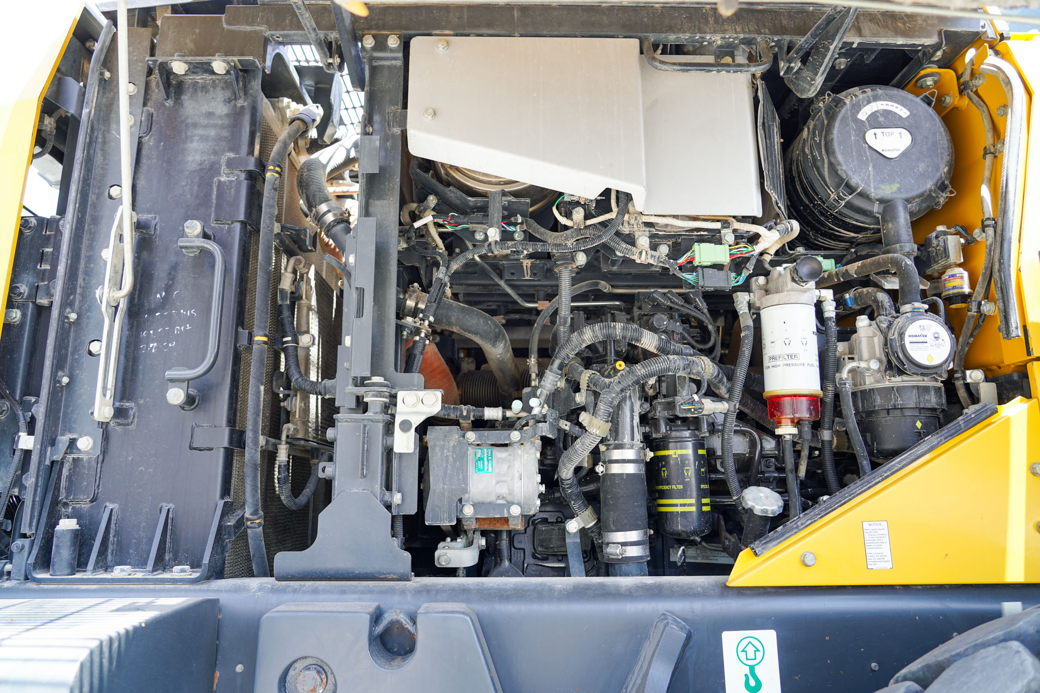 2018 Komatsu WA320-8 Wheel Loader - Image 33