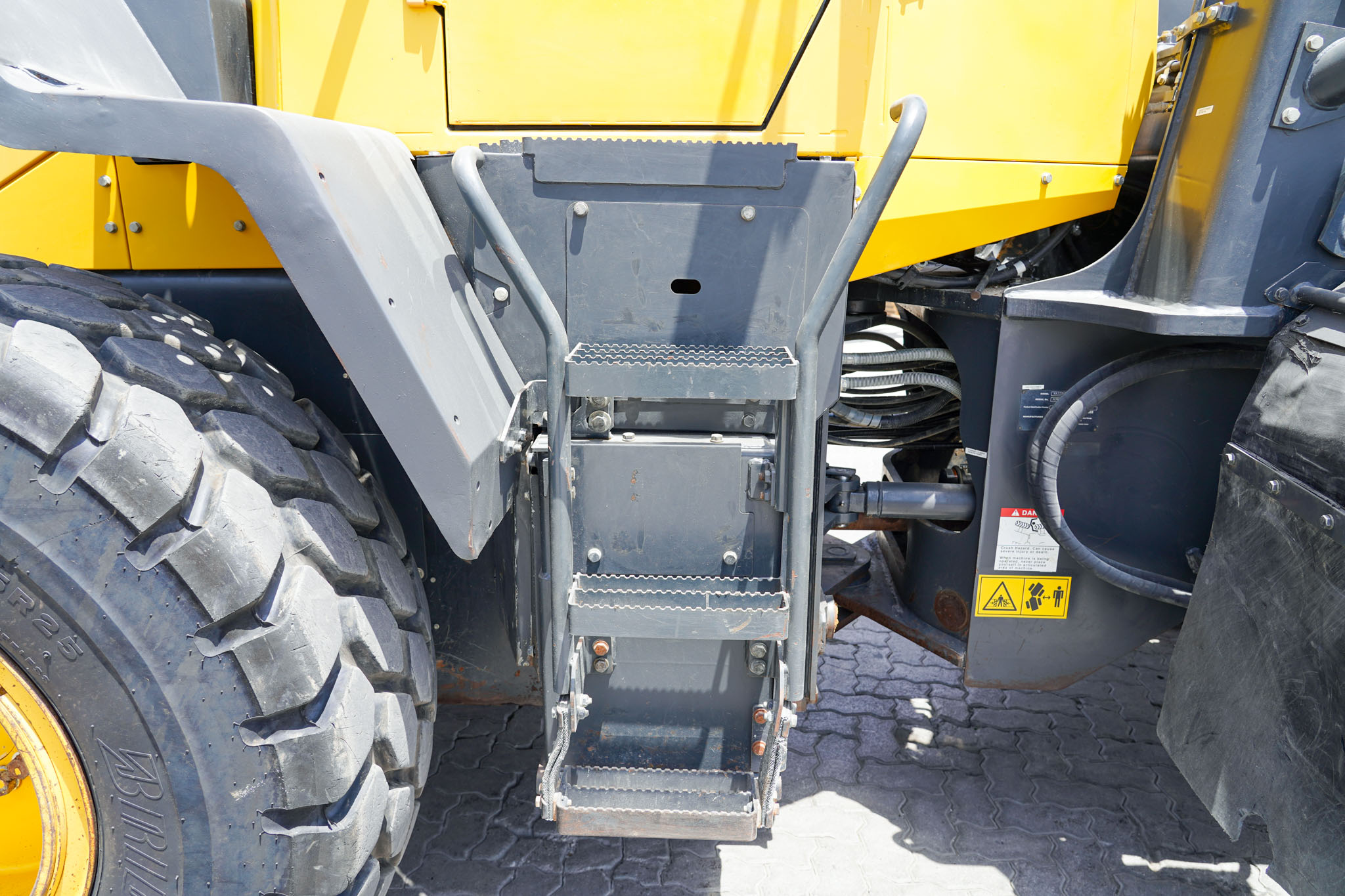 2018 Komatsu WA320-8 Wheel Loader - Image 14