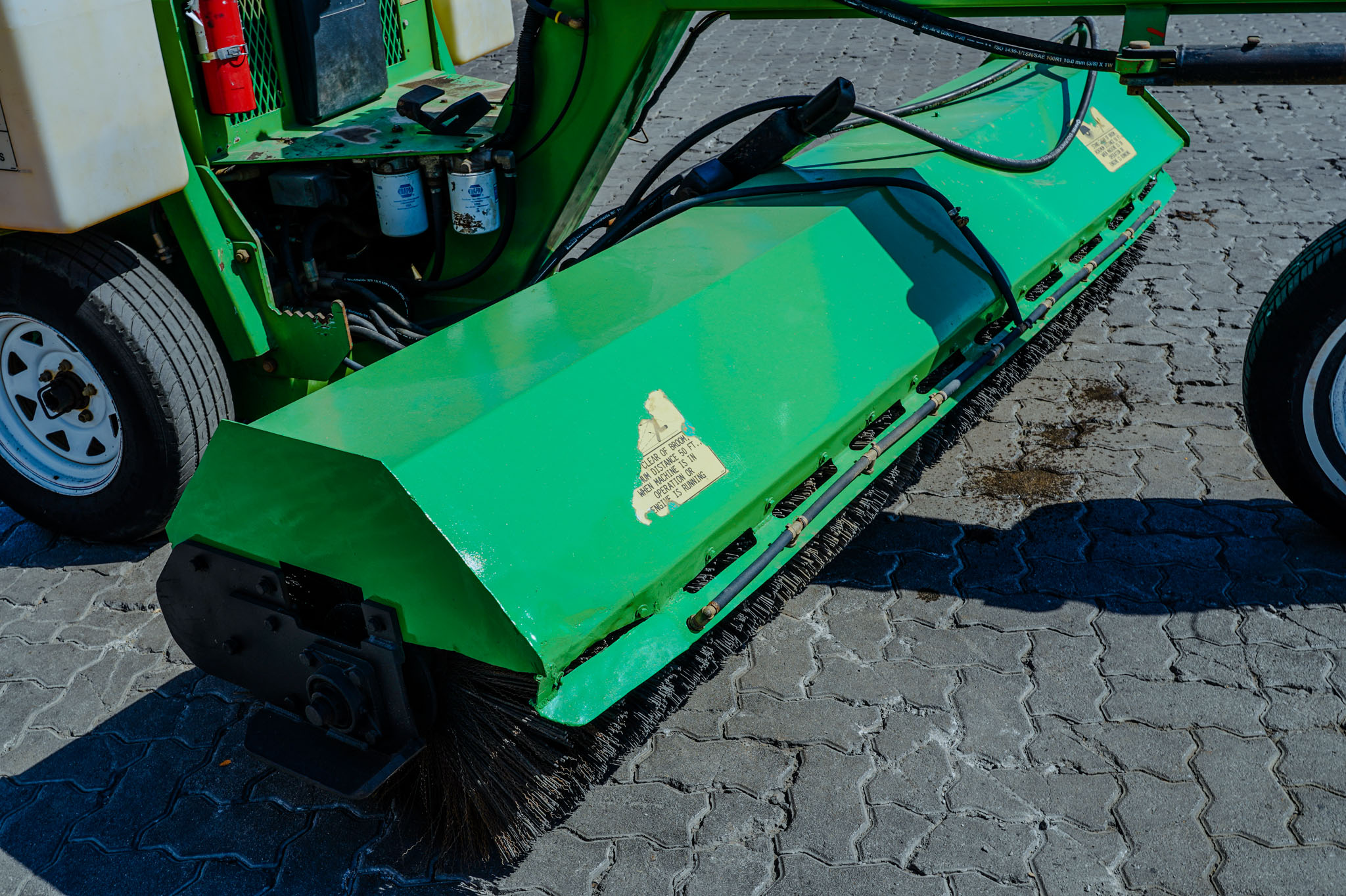 2017 LAY-MOR SM300 Self-Propelled Broom - Image 23