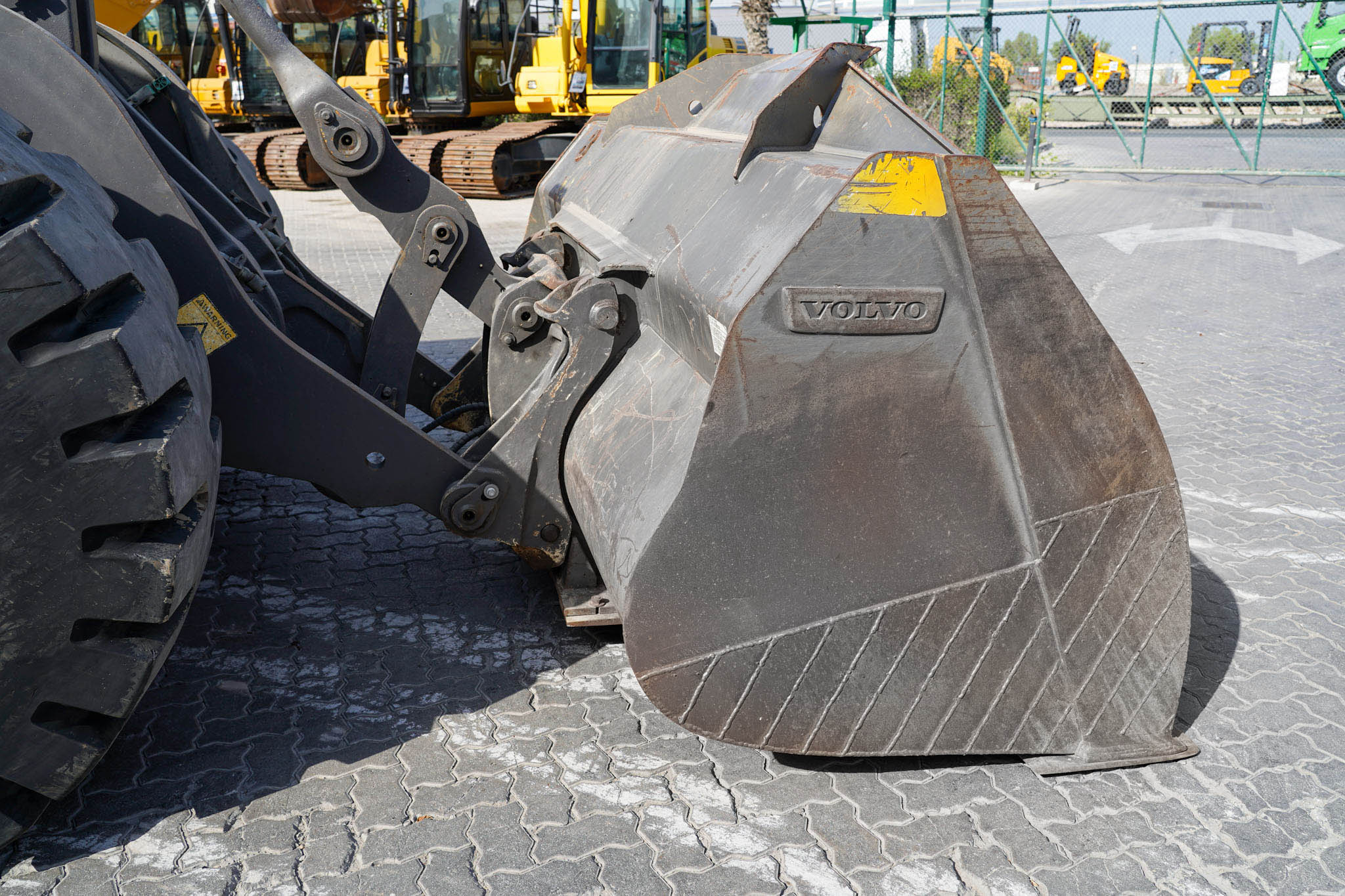 2013 Volvo L120G Wheel Loader - Image 9