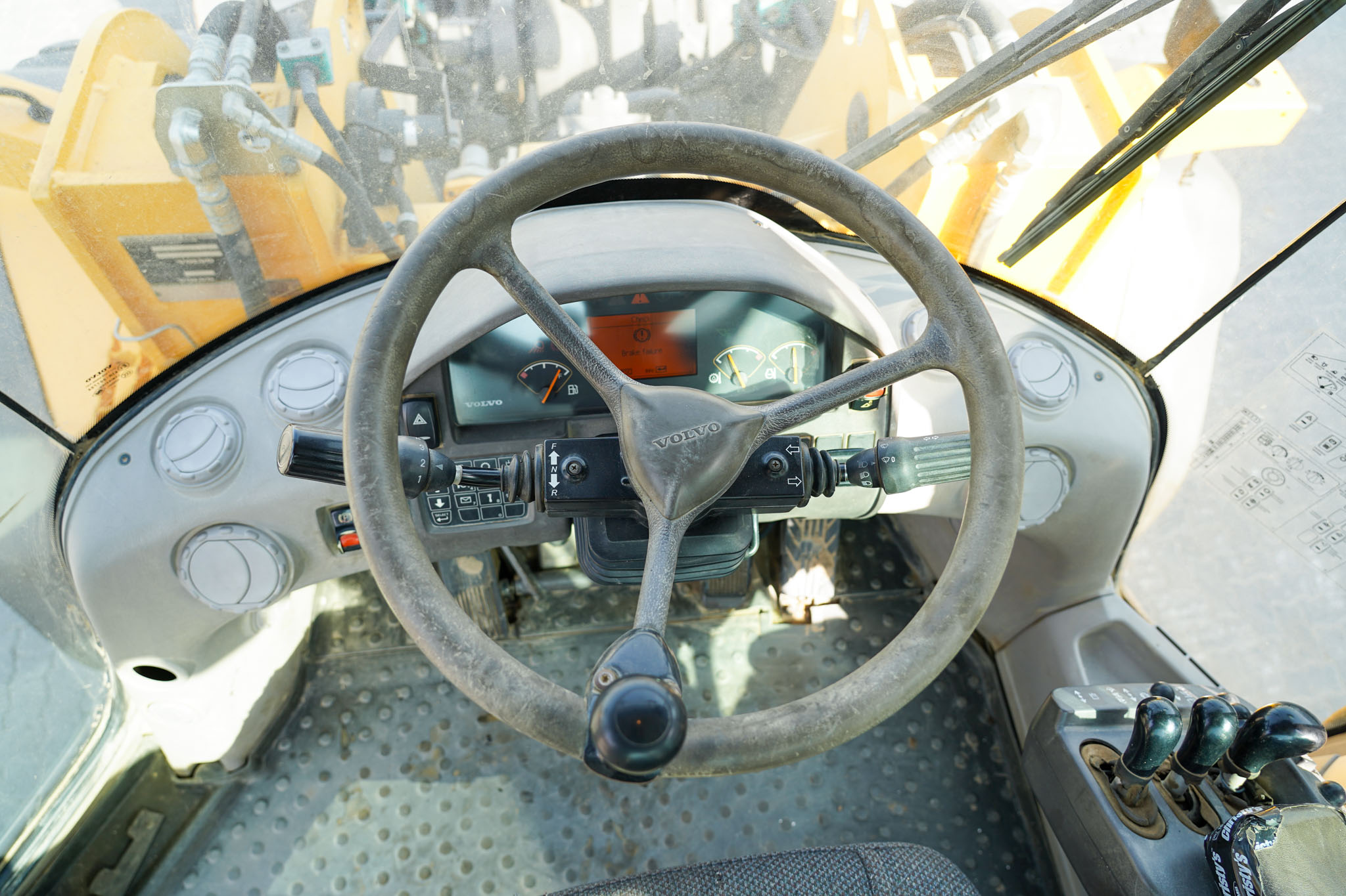 2013 Volvo L120G Wheel Loader - Image 30