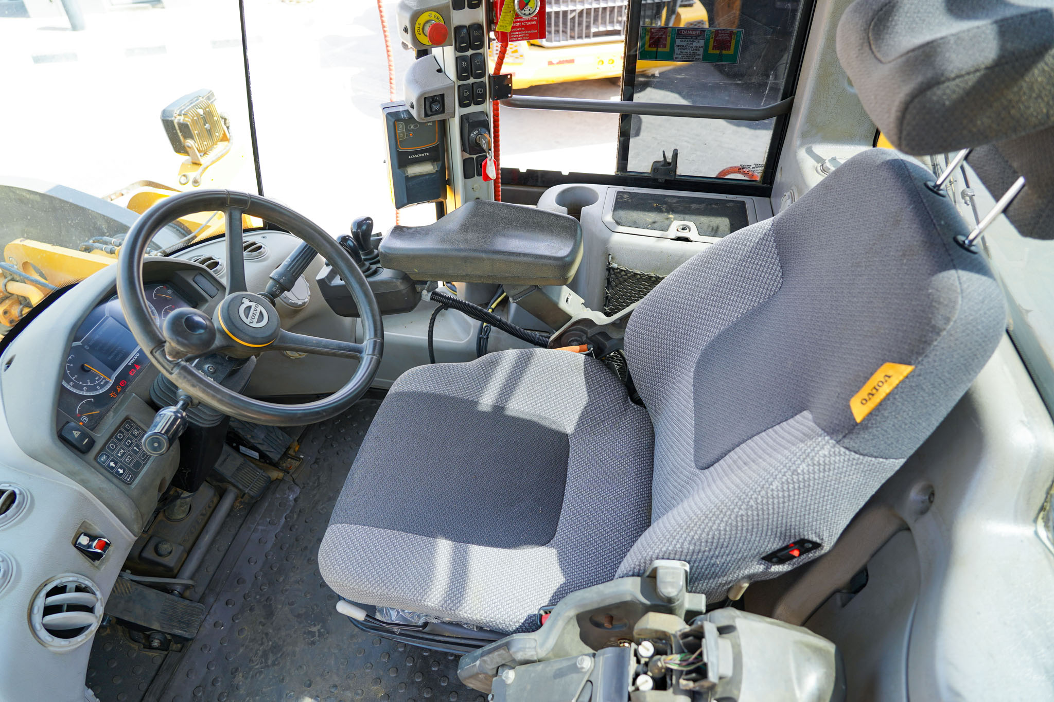 2021 Volvo L260H Wheel Loader - Image 30