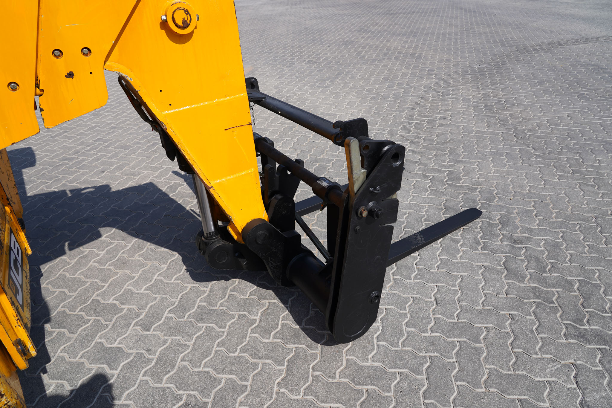 2017 JCB 540-200 Telescopic Forklift - Image 9