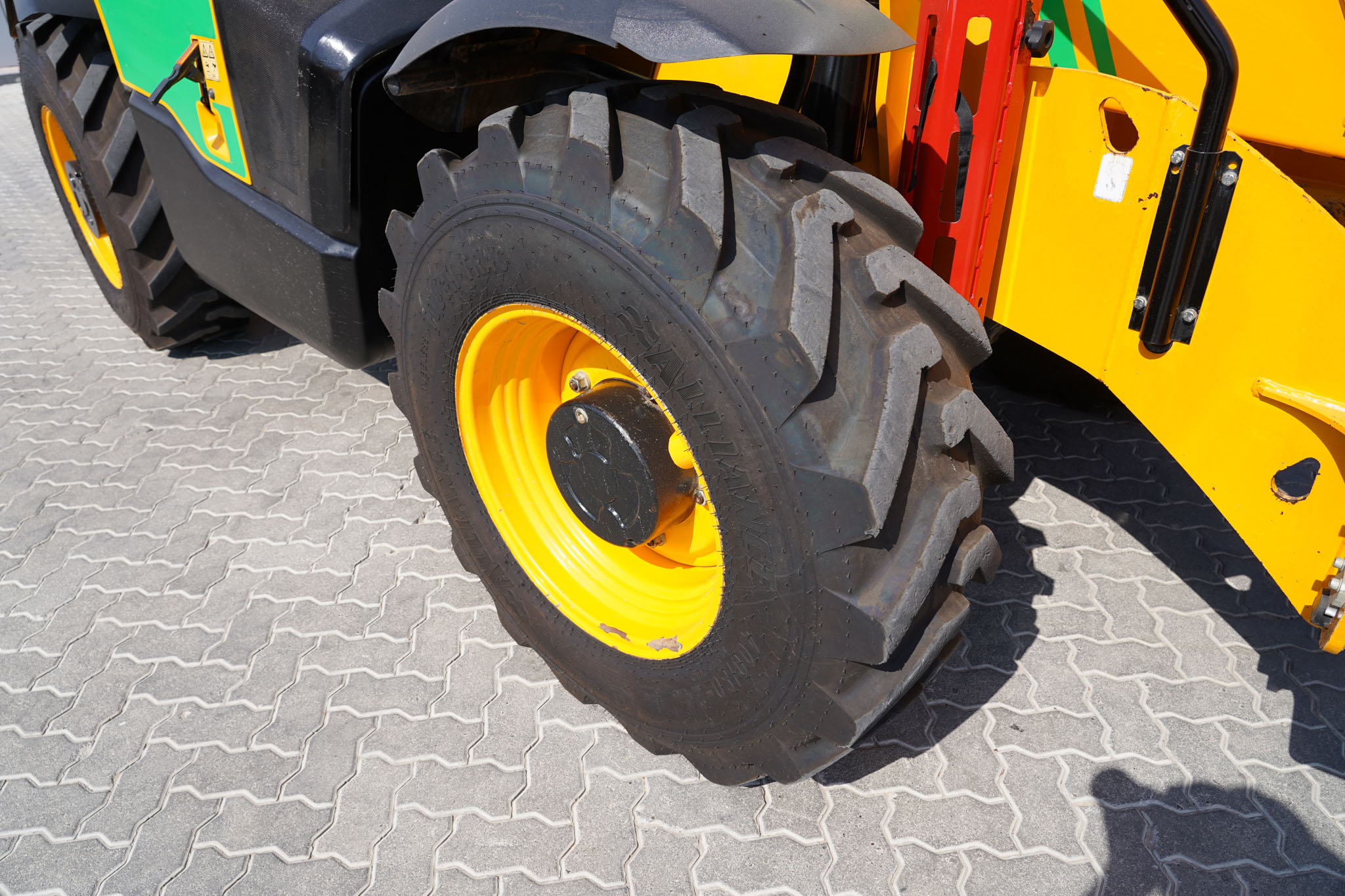 2017 JCB 540-200 Telescopic Forklift - Image 12