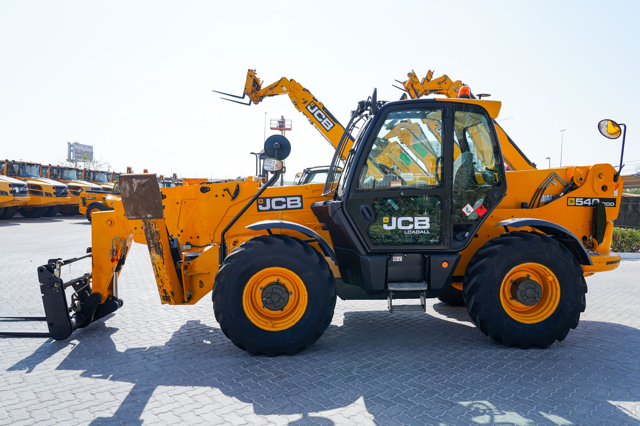 2017 JCB 540-200 Telescopic Forklift - Image 4