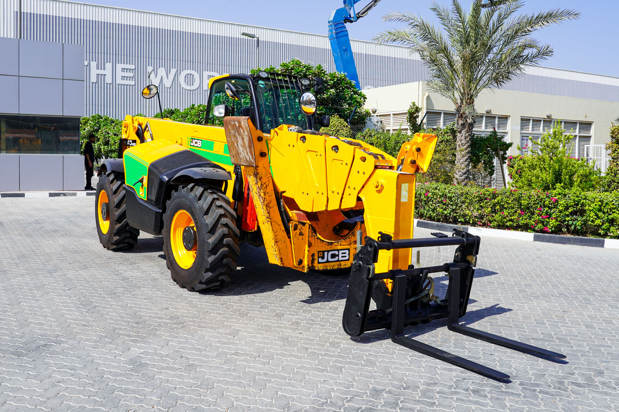 2017 JCB 540-200 Telescopic Forklift - Image 3